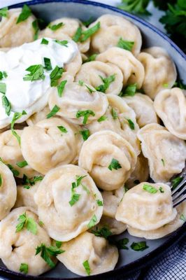  Pelmeni: Ein zartes Fest für die Geschmacksknospen mit süßer Füllung und würzigem Biss!