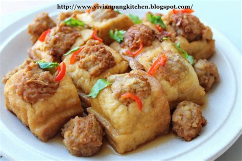  Meizhou Hakka Tofu - Kann ein einfaches Gericht mit so viel Geschmack und Textur wirklich zu einer kulinarischen Ikone werden?